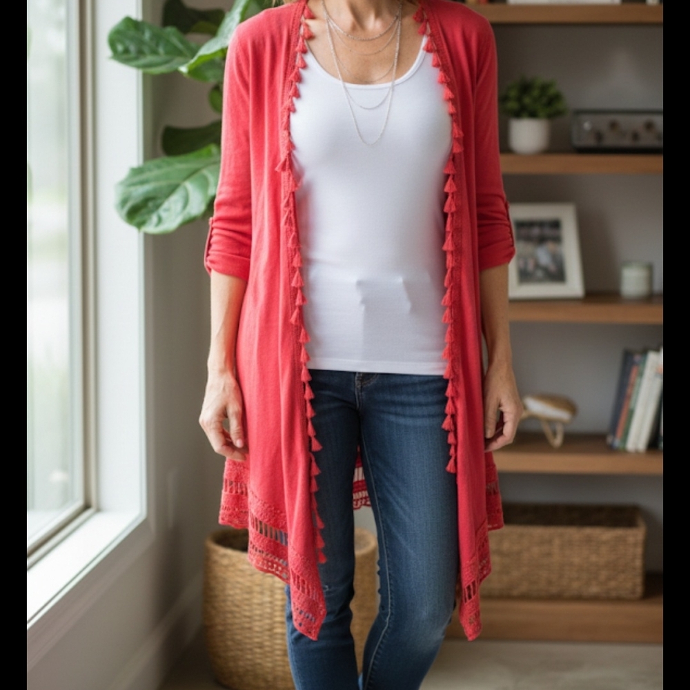 Chico’s Size 0 Pink/red open kimono wrap with Tassels – Lightweight